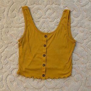 Yellow ribbed tank